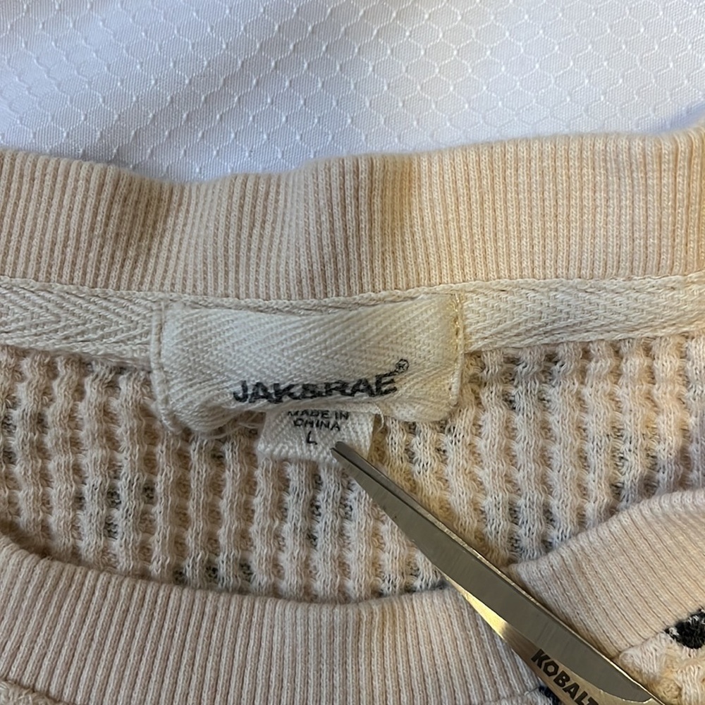 Jak & Rae Long Sleeved Pullover Size L - Picture 10 of 11